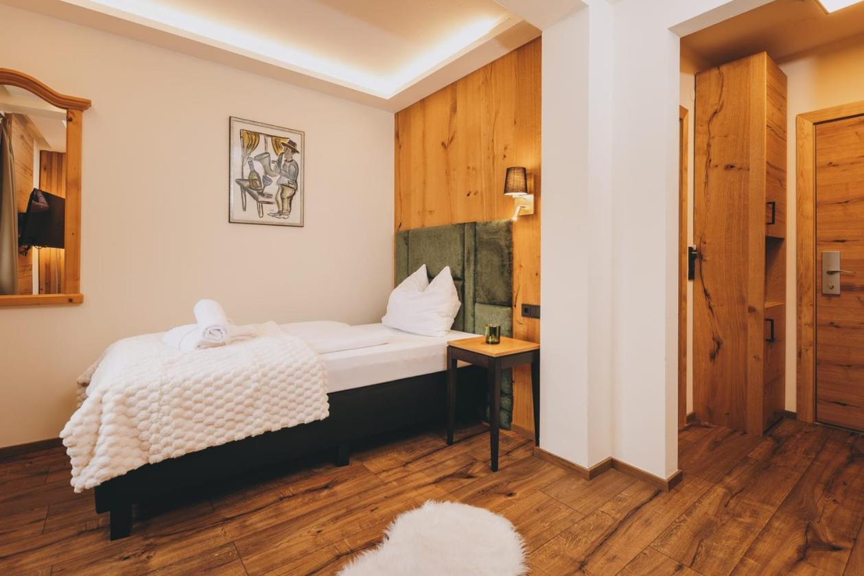 Hotel Gasthof Mitteregger - Beste Lage In Kaprun Zewnętrze zdjęcie